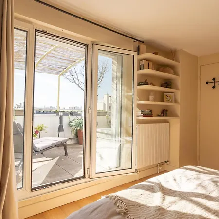Breathtaking 2bd Roof-top Patio 19e! * パリ