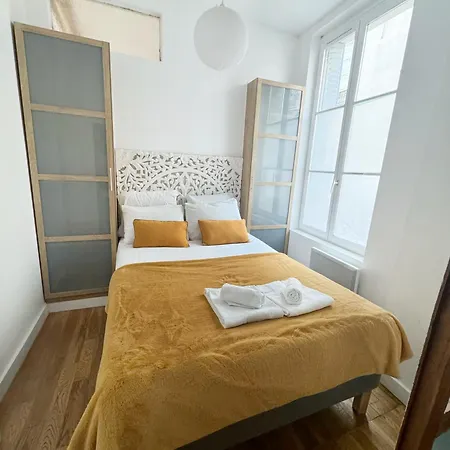 Appartamento Du Lion/ac Historic Flat, Marais, 4-5 Guests