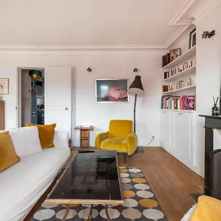 Beautiful 1bd Parasian Batignolles Apartment Paris