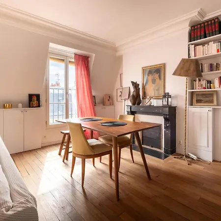Beautiful 1bd Parasian Batignolles Apartment