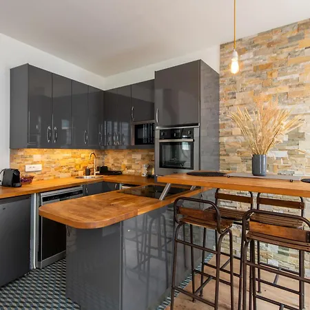 Amazing Loft In The Vibrant Area Near The Famous Bastille's Place * 巴黎