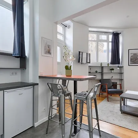 Apartment Charming Heart Of 17th *