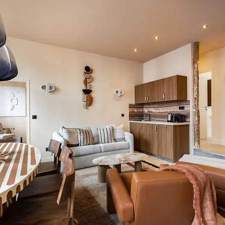 Magnificent - 3bd-8p - Coeur Du Marais