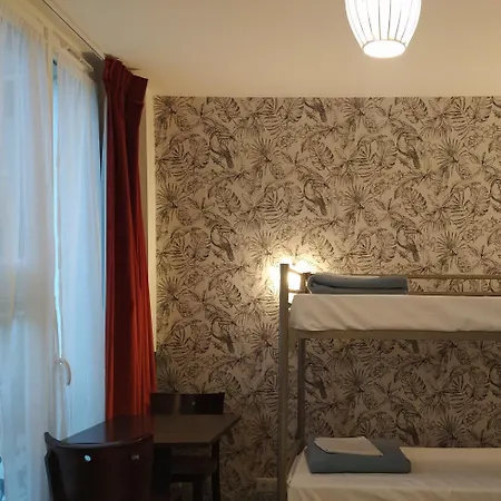 Caulaincourt Montmartre By Hiphophostels Auberge de jeunesse