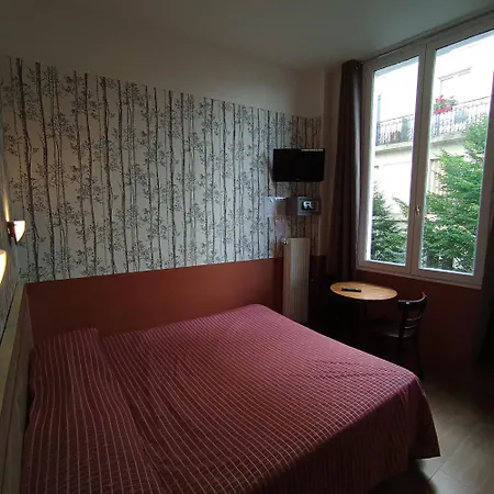 Caulaincourt Montmartre By Hiphophostels Vandrerhjem Paris