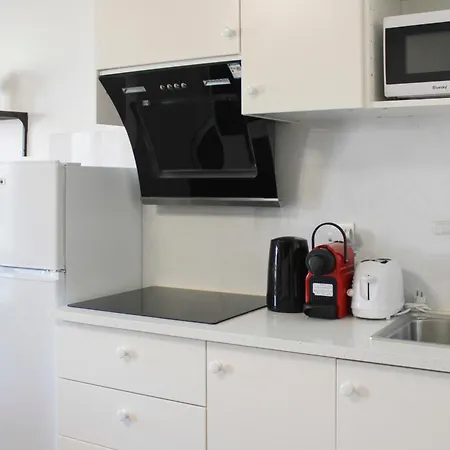 Beautiful And Spacious In The 10th Apartment