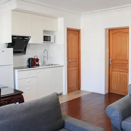Apartment Beautiful And Spacious In The 10th