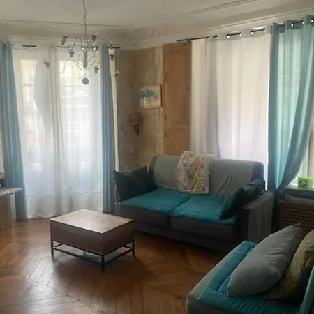 Apartment 1 Chatelet Paris