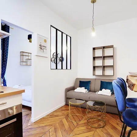 Chic Parisian Retreat Alexandre Dumas 2c *