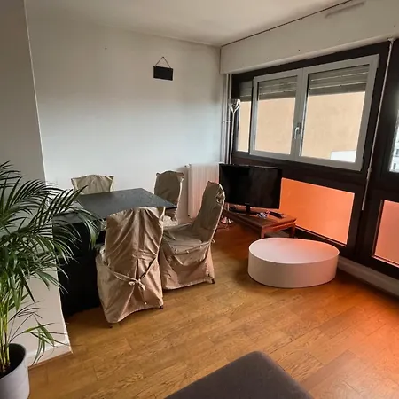Lumineux 46m2 20e Apartment
