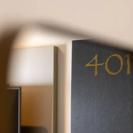 Des Ambassadeurs Hotel