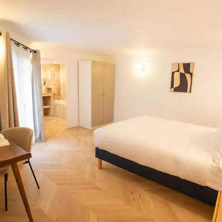 Quartier Libre Madeleine Paris