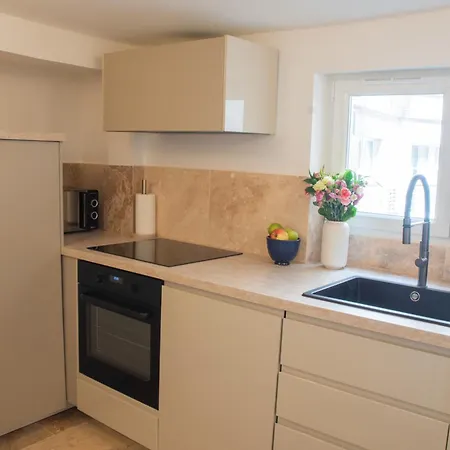 Quartier Libre Madeleine Appartement *