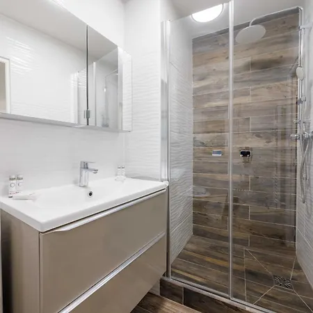 Urban Refuge In The Heart Of The Marsh 1bdr - 3p