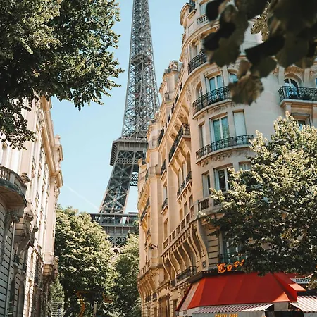 Eiffel Vandrerhjem Paris
