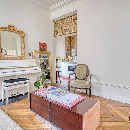 Charmant 2 Pieces Au Coeur De Faubourg-montmartre - 182c Apartment Paris