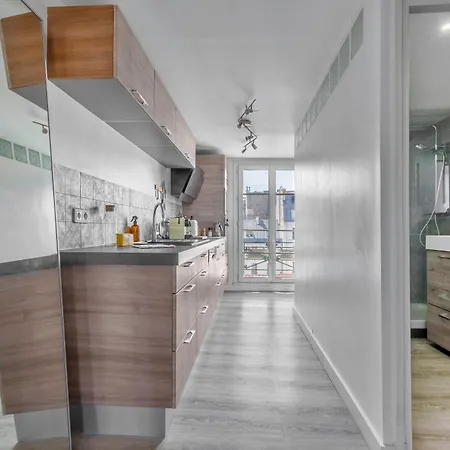 Faubourg St Martin - Canal Saint Martin Chaleureux Apartment Paris