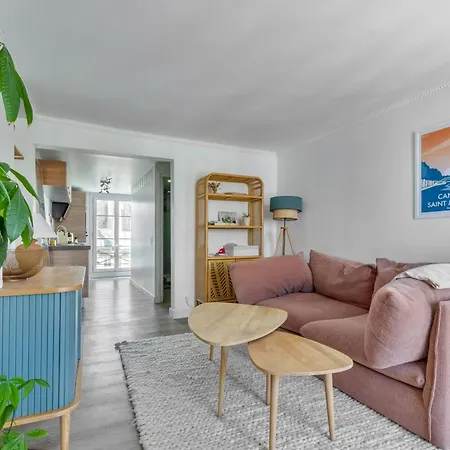 Apartment Faubourg St Martin - Canal Saint Martin Chaleureux