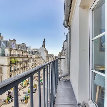 Faubourg St Martin - Canal Saint Martin Chaleureux * Paris