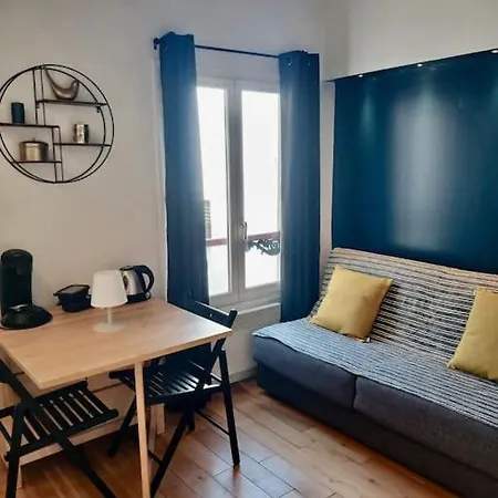 Joli Studio 18m2 En Plein Coeur Du Marais A !