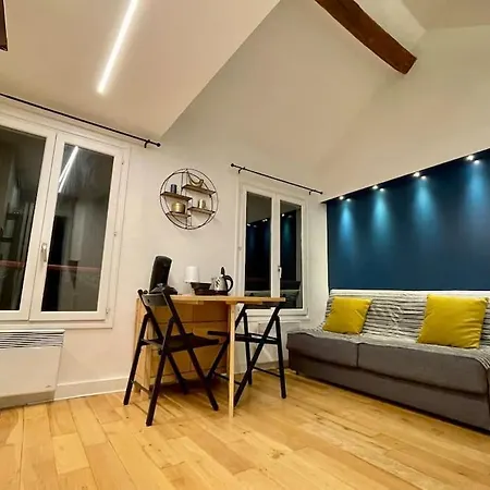 Joli Studio 18m2 En Plein Coeur Du Marais A ! * Paris