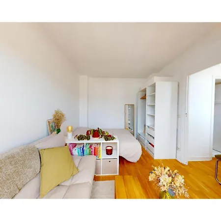 Joivy Charming Studio With Eiffel Tower View Apartment