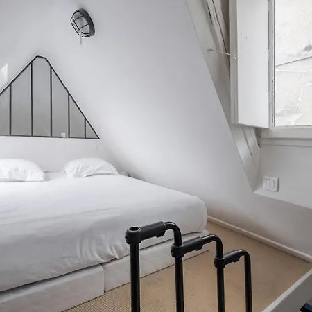 Apartment Veeve - Modern-chic Mezzanine *
