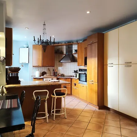 Apartment Rue Faustin Helie - 16 *
