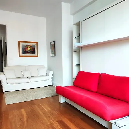 Avenue Franklin Roosevelt - 8 Apartment Paris