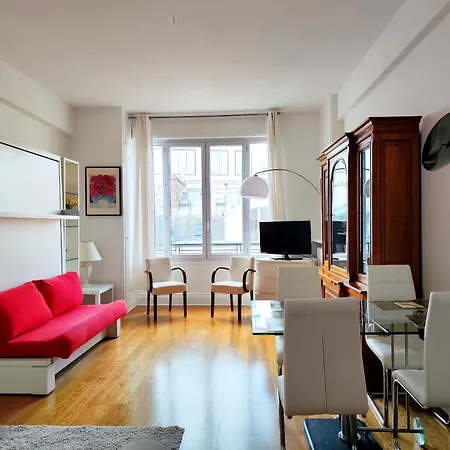 Avenue Franklin Roosevelt - 8 * Parigi