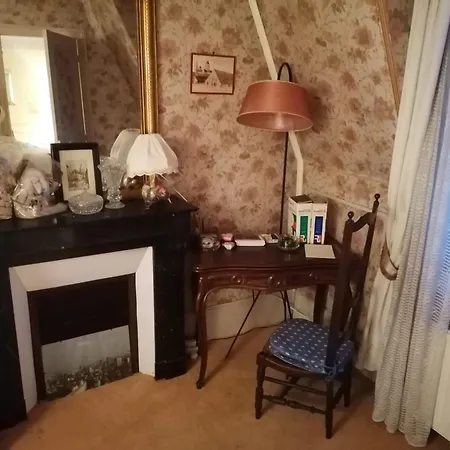 2 Pieces Apercu Vue Sacre Coeur-rue Des Martyrs Apartment *
