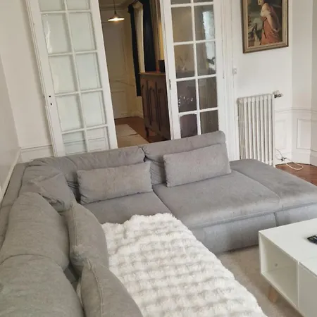 Cosy House Tour Eiffel *