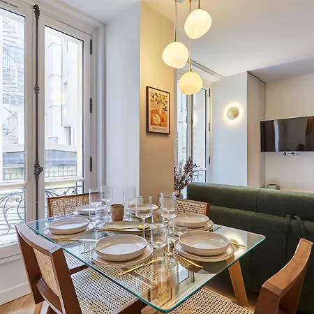 Apartment 2 Center Of By Prestige *