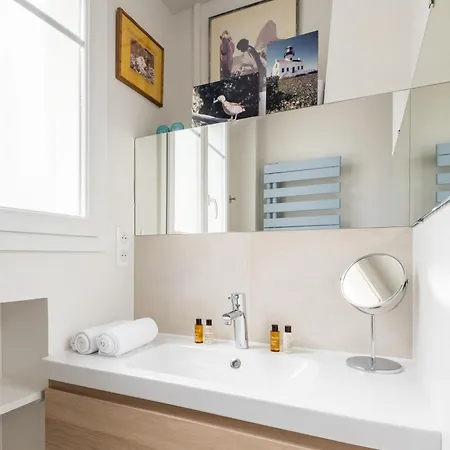 Veeve - Auteuil Refinement