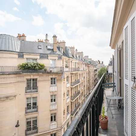 Apartment Veeve - Auteuil Refinement