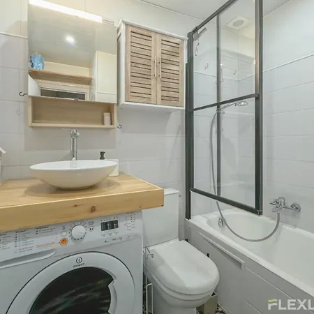 Flexliving - - Dessous Des Berges - * París