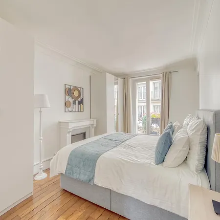 公寓 Eiffel Tower 10 Minutes 1br Renovated 巴黎