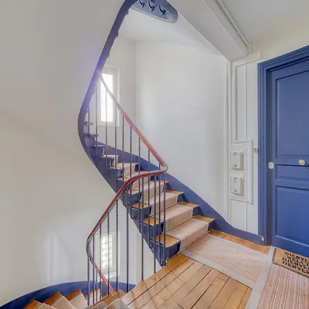 Eiffel Tower 10 Minutes 1br Renovated Apartman