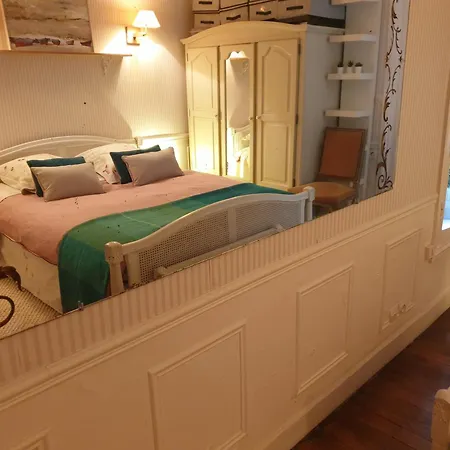 Haussmannien Cosy Parijs