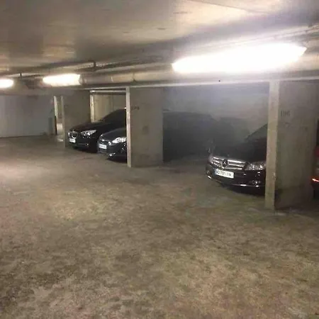 Luxury With View Car Park Apartment *