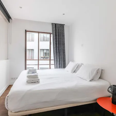 Bastille - Elegant Duplex Loft -6p Paris