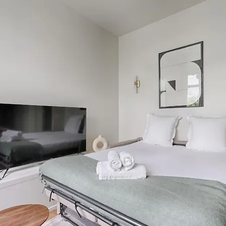 Apartment Luxury 1br Montmartre Condorcet