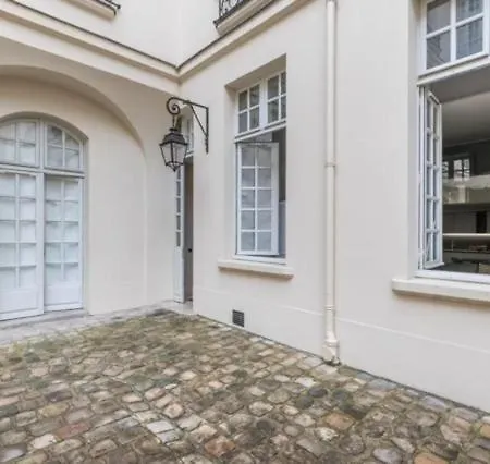 Apartment Marais - Temple Paris