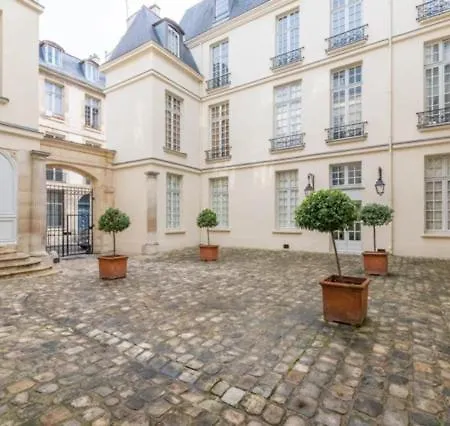 Marais - Temple * Paris