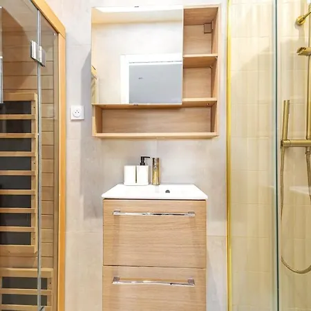 Magnifique Neuf Pour 6 Avec Sauna Paris