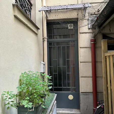 Place De La Bastille Apartment *