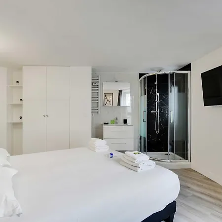 Apartment In The Heart Of Opera Paris