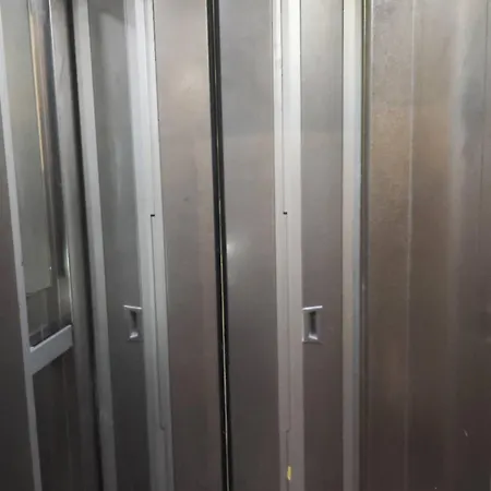 New Charming Comfortable In 10-near Metro Apartamento París