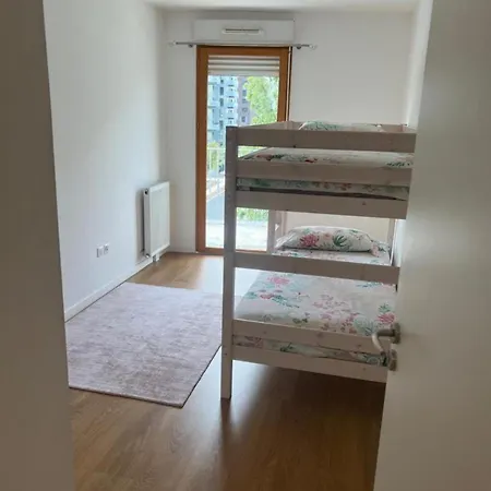 Apartment Avenue Rapp