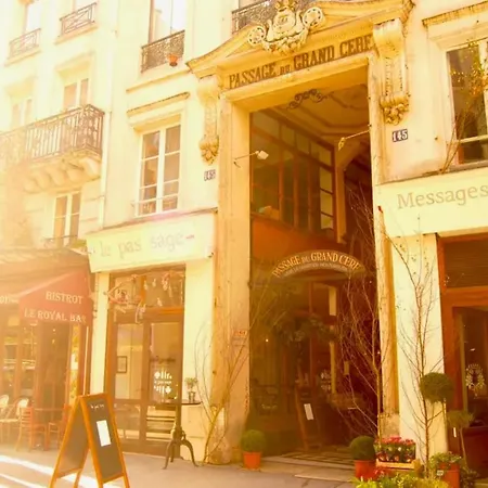 Appartement Beau 2 Pieces Au Coeur De - Flat-guest Paris